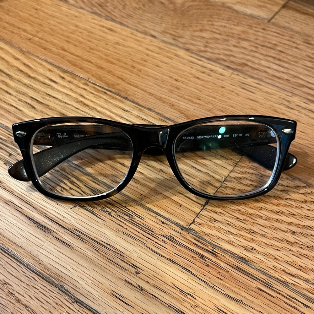 Ray-Ban New Wayfarer Tortoise Frames RB2132